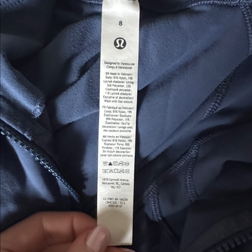 Women's Lululemon Define Jacket - Picture 4 of 4